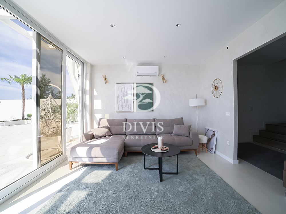 Slika 6 - Mali Požarevac,  Kuća na prodaju, 360m2, 759.000€